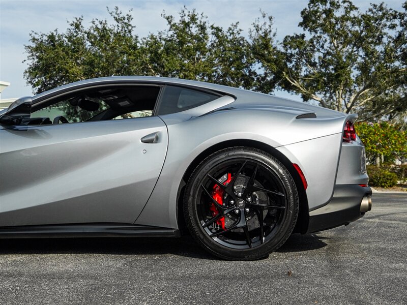 2018 Ferrari 812 Superfast   - Photo 49 - Bonita Springs, FL 34134
