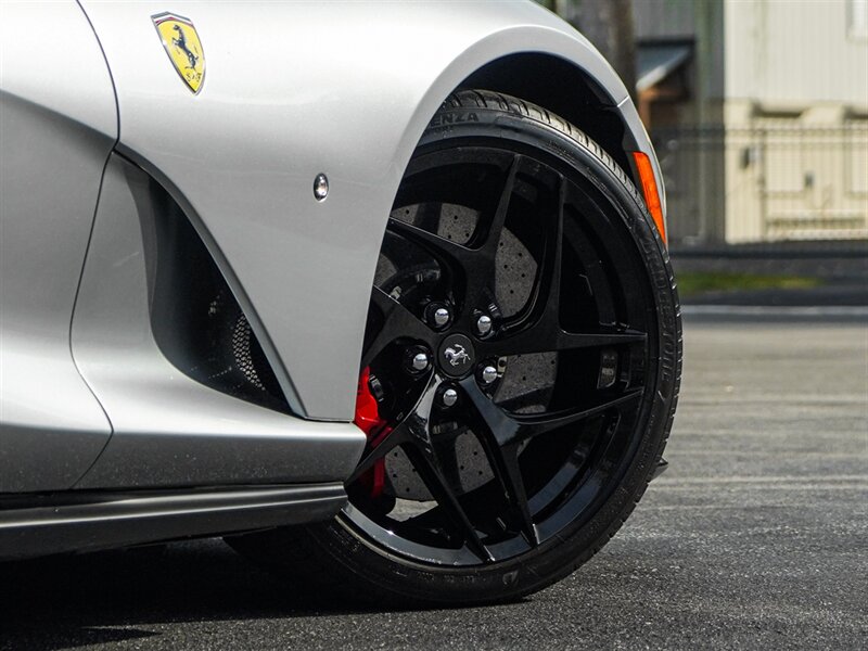 2018 Ferrari 812 Superfast   - Photo 66 - Bonita Springs, FL 34134