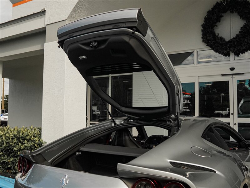 2018 Ferrari 812 Superfast   - Photo 45 - Bonita Springs, FL 34134