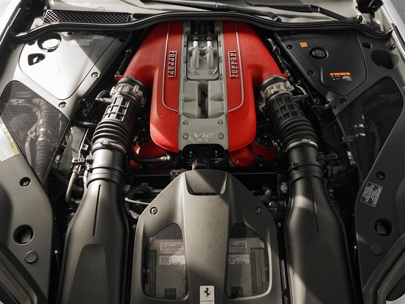 2018 Ferrari 812 Superfast   - Photo 39 - Bonita Springs, FL 34134