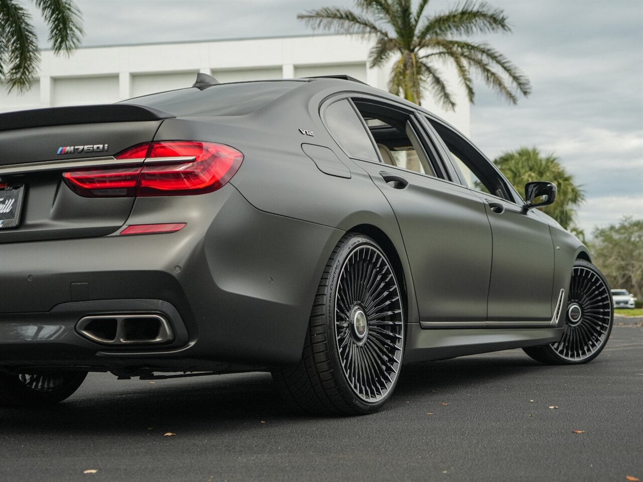 2017 BMW 7 Series M760i xDrive   - Photo 75 - Bonita Springs, FL 34134