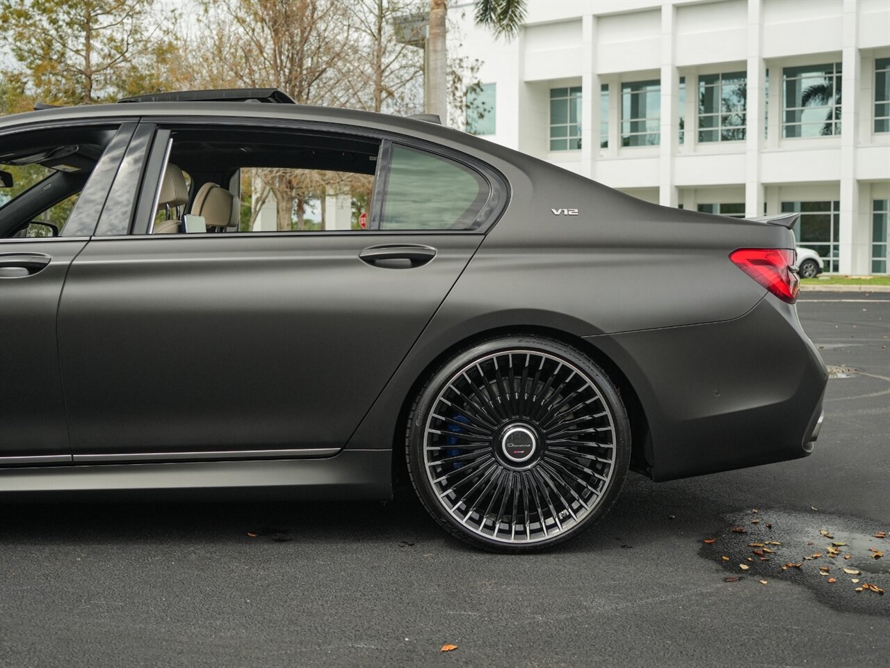 2017 BMW 7 Series M760i xDrive   - Photo 56 - Bonita Springs, FL 34134