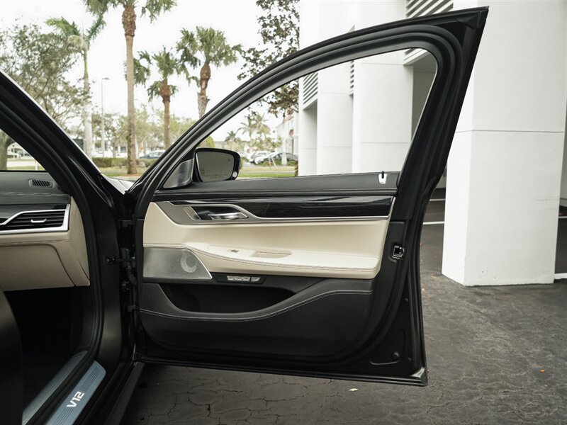 2017 BMW 7 Series M760i xDrive - Photo 46 - Bonita Springs, FL 34134