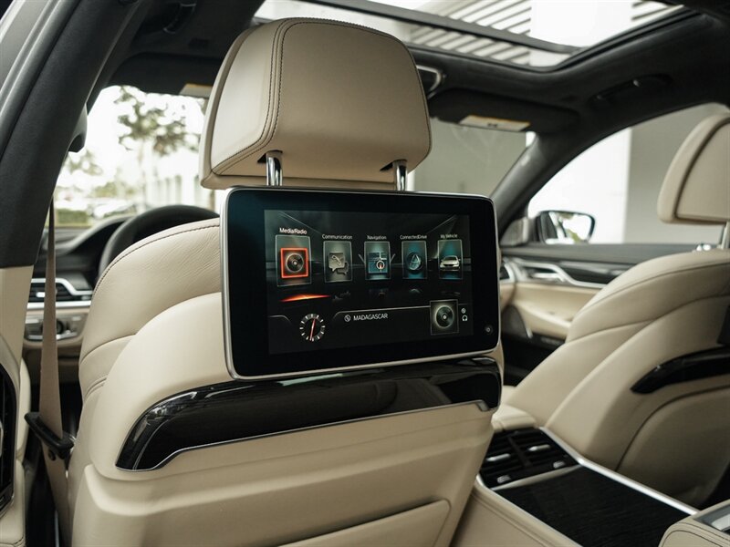 2017 BMW 7 Series M760i xDrive - Photo 32 - Bonita Springs, FL 34134