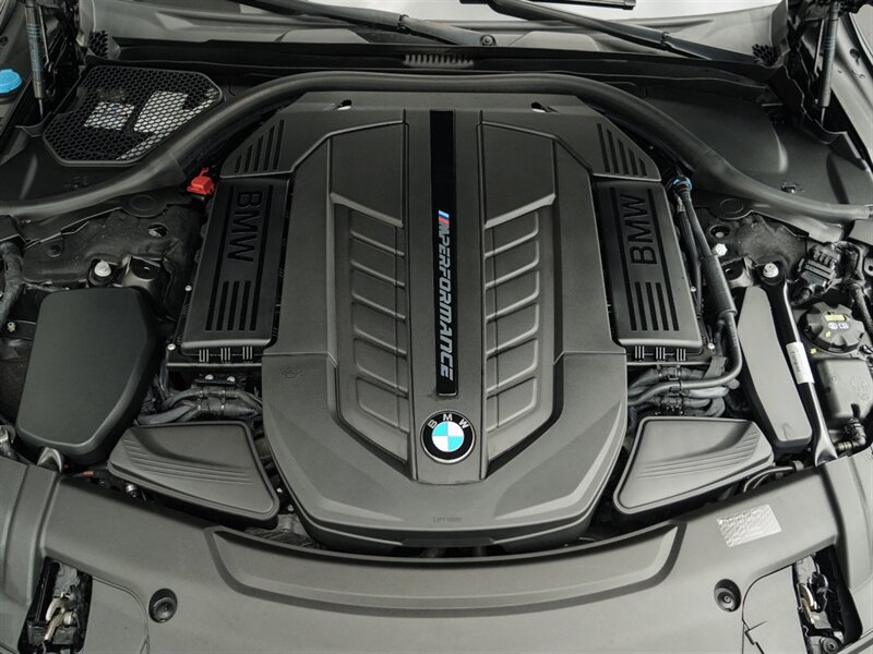 2017 BMW 7 Series M760i xDrive - Photo 47 - Bonita Springs, FL 34134