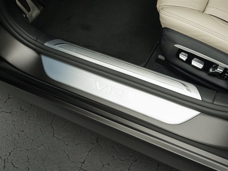 2017 BMW 7 Series M760i xDrive - Photo 30 - Bonita Springs, FL 34134