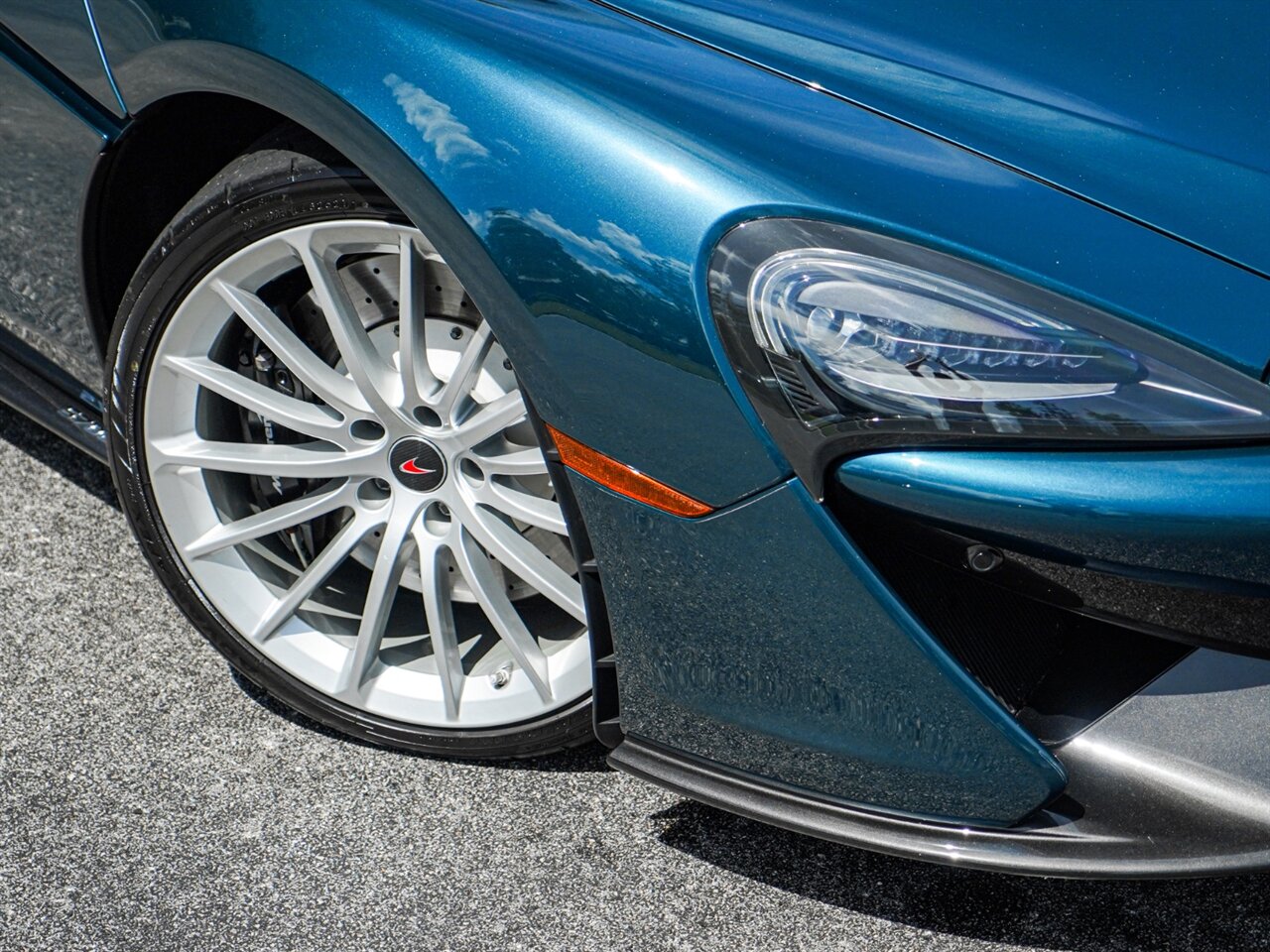 2017 McLaren 570GT   - Photo 68 - Bonita Springs, FL 34134