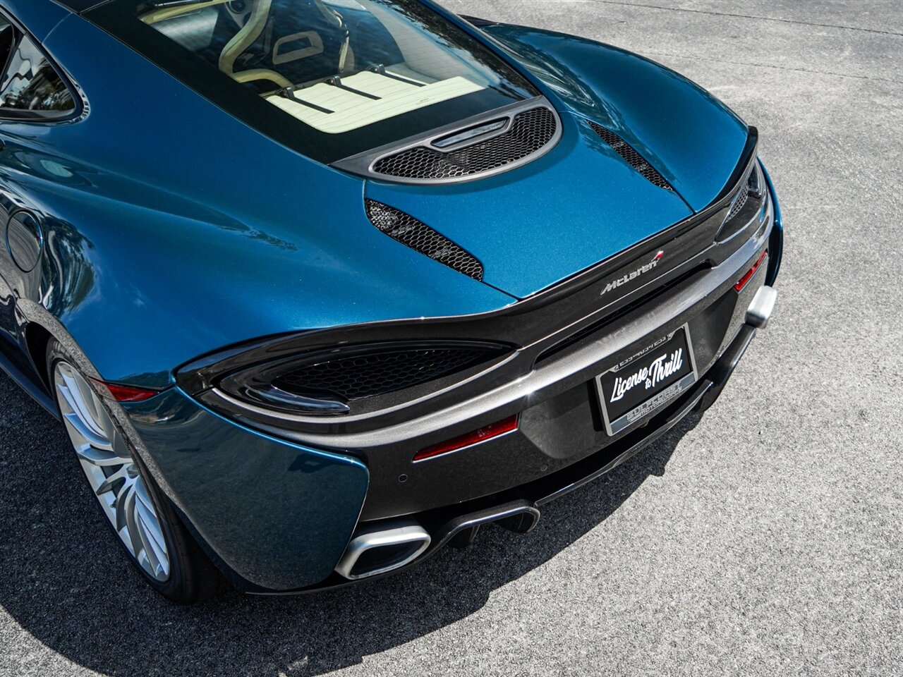 2017 McLaren 570GT   - Photo 56 - Bonita Springs, FL 34134