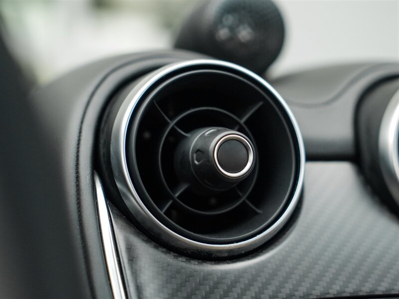 2017 McLaren 570GT - Photo 20 - Bonita Springs, FL 34134