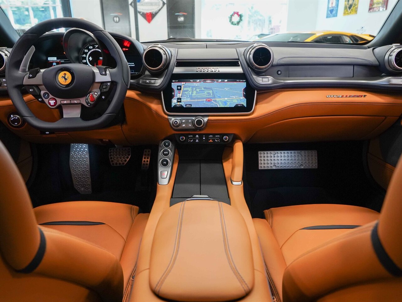 2018 Ferrari GTC4Lusso T   - Photo 8 - Bonita Springs, FL 34134