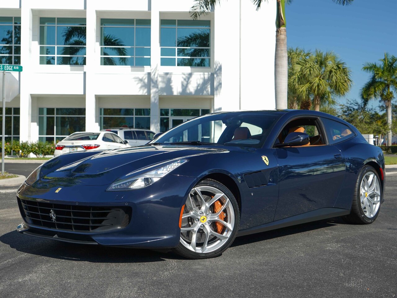 2018 Ferrari GTC4Lusso T   - Photo 29 - Bonita Springs, FL 34134