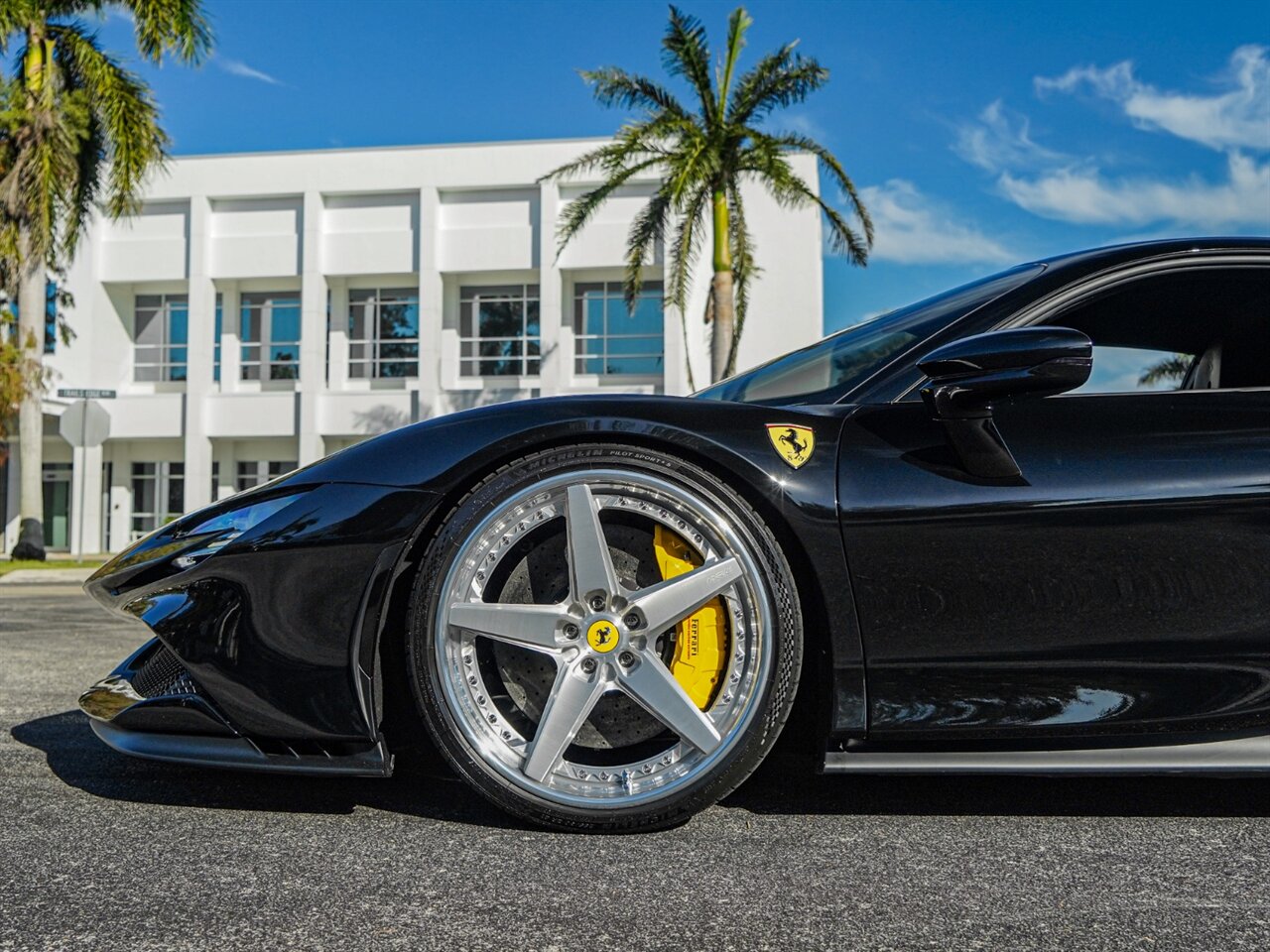 2022 Ferrari SF90 Stradale   - Photo 44 - Bonita Springs, FL 34134