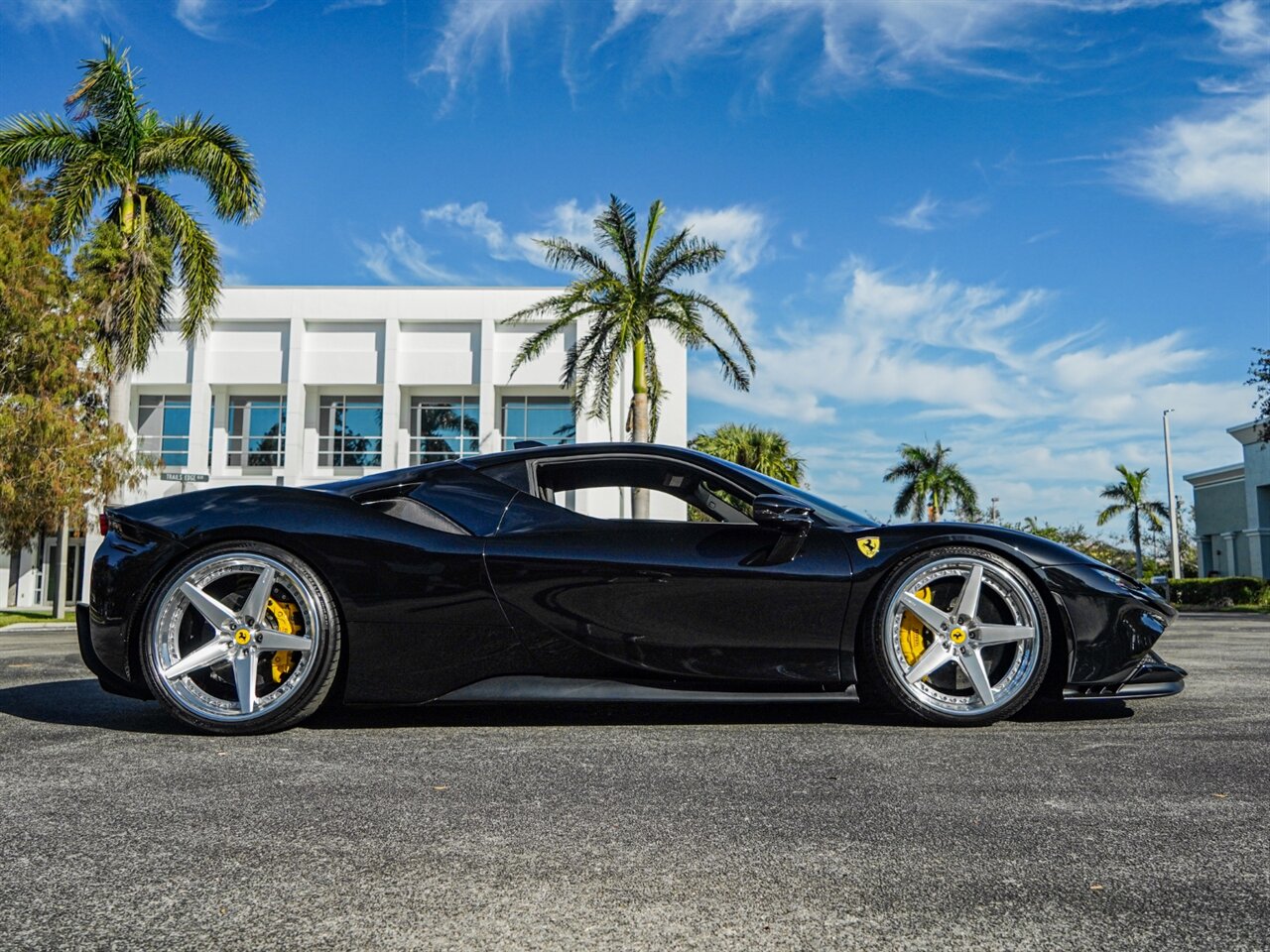 2022 Ferrari SF90 Stradale   - Photo 62 - Bonita Springs, FL 34134