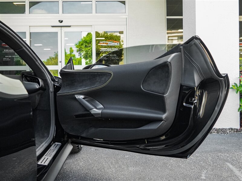 2022 Ferrari SF90 Stradale - Photo 34 - Bonita Springs, FL 34134