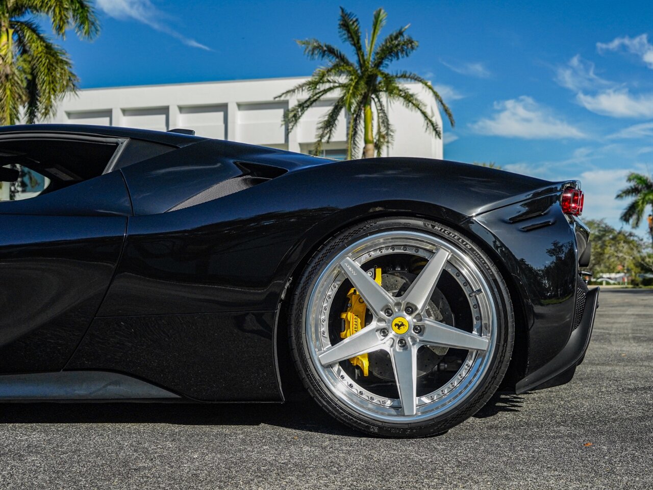 2022 Ferrari SF90 Stradale   - Photo 46 - Bonita Springs, FL 34134