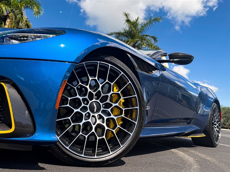 2023 Aston Martin DBS Superleggera - Photo 13 - Bonita Springs, FL 34134