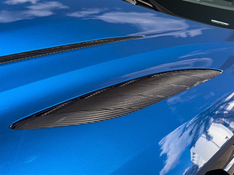 2023 Aston Martin DBS Superleggera - Photo 3 - Bonita Springs, FL 34134