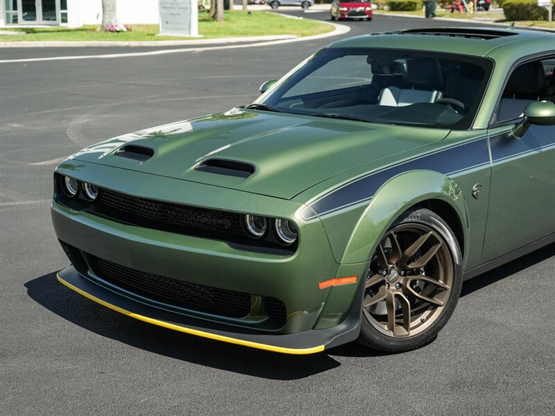2023 Dodge Challenger SRT Hellcat Redeye Jailbreak   - Photo 8 - Bonita Springs, FL 34134