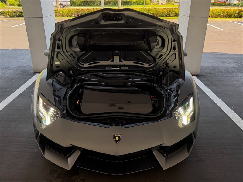 2017 Lamborghini Aventador LP 700-4   - Photo 38 - Bonita Springs, FL 34134