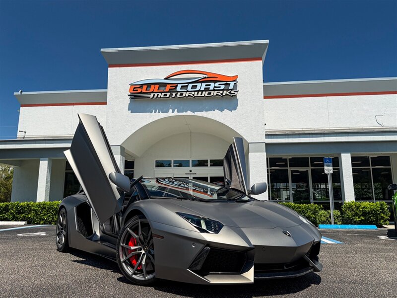 2017 Lamborghini Aventador LP 700-4   - Photo 1 - Bonita Springs, FL 34134