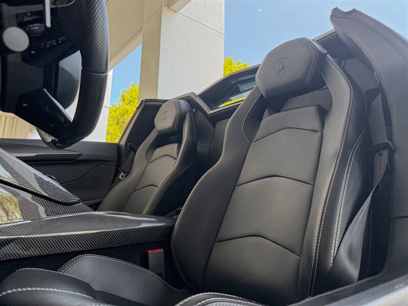 2017 Lamborghini Aventador LP 700-4   - Photo 24 - Bonita Springs, FL 34134
