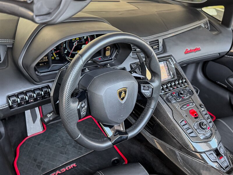 2017 Lamborghini Aventador LP 700-4   - Photo 29 - Bonita Springs, FL 34134
