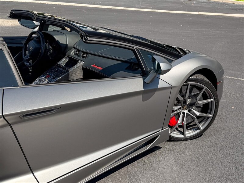 2017 Lamborghini Aventador LP 700-4   - Photo 59 - Bonita Springs, FL 34134