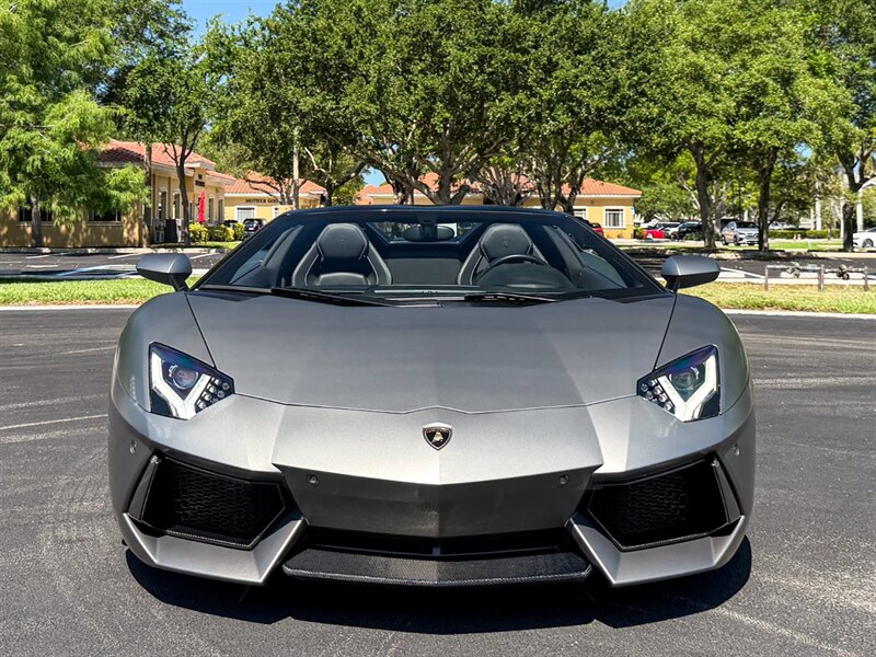 2017 Lamborghini Aventador LP 700-4   - Photo 8 - Bonita Springs, FL 34134