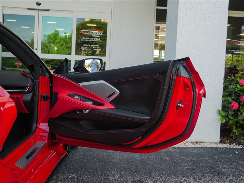 2020 Chevrolet Corvette Stingray   - Photo 30 - Bonita Springs, FL 34134