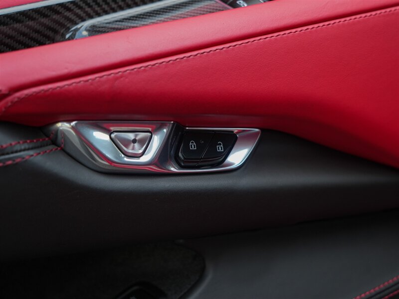 2020 Chevrolet Corvette Stingray   - Photo 20 - Bonita Springs, FL 34134