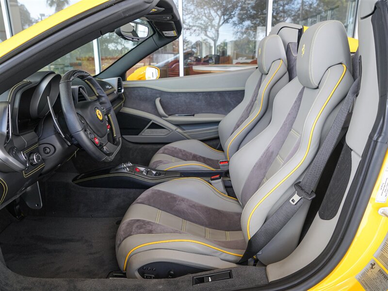 2015 Ferrari 458 Spider - Photo 15 - Bonita Springs, FL 34134