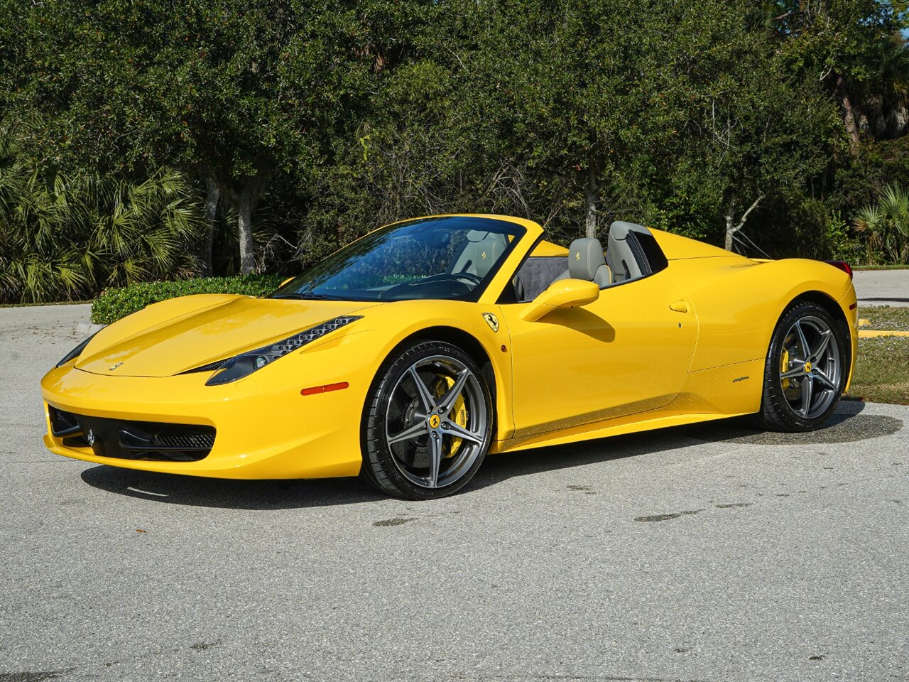 2015 Ferrari 458 Spider   - Photo 49 - Bonita Springs, FL 34134