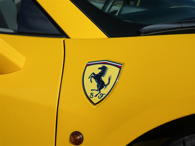 2015 Ferrari 458 Spider - Photo 28 - Bonita Springs, FL 34134