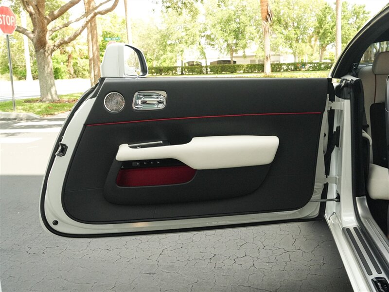 2017 Rolls-Royce Wraith   - Photo 36 - Bonita Springs, FL 34134