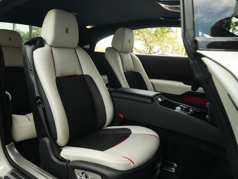 2017 Rolls-Royce Wraith   - Photo 32 - Bonita Springs, FL 34134