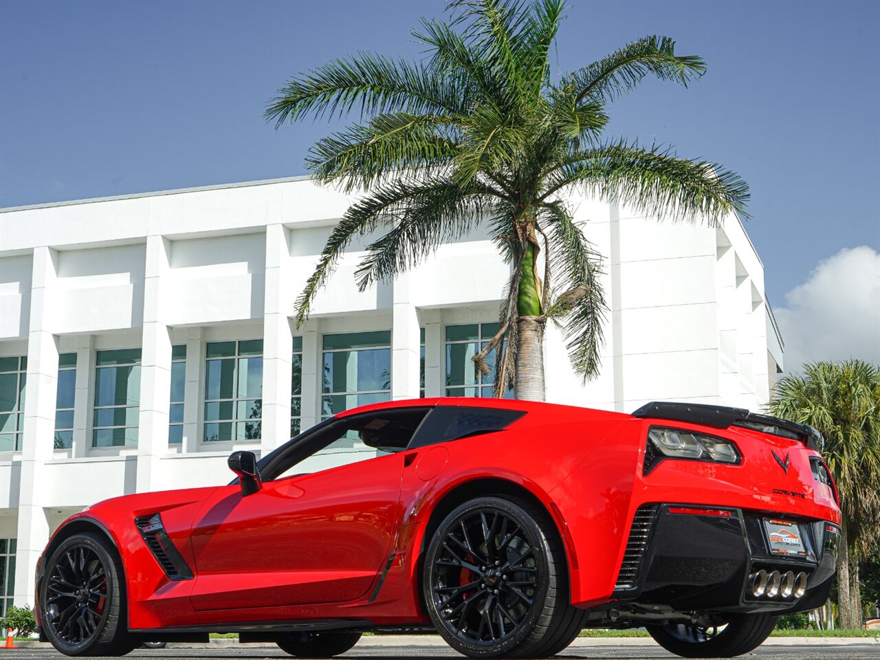 2019 Chevrolet Corvette Z06   - Photo 16 - Bonita Springs, FL 34134