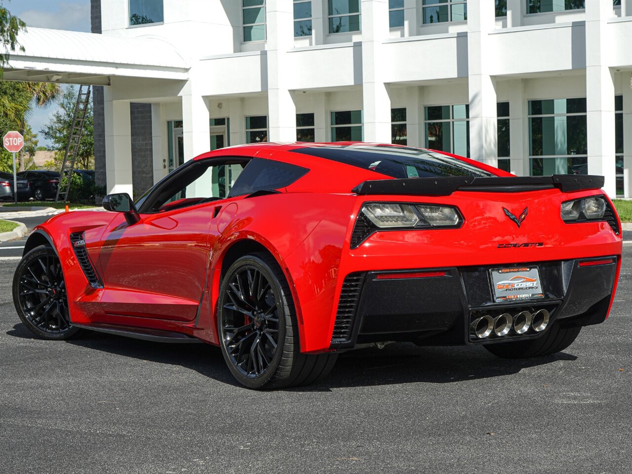 2019 Chevrolet Corvette Z06   - Photo 17 - Bonita Springs, FL 34134