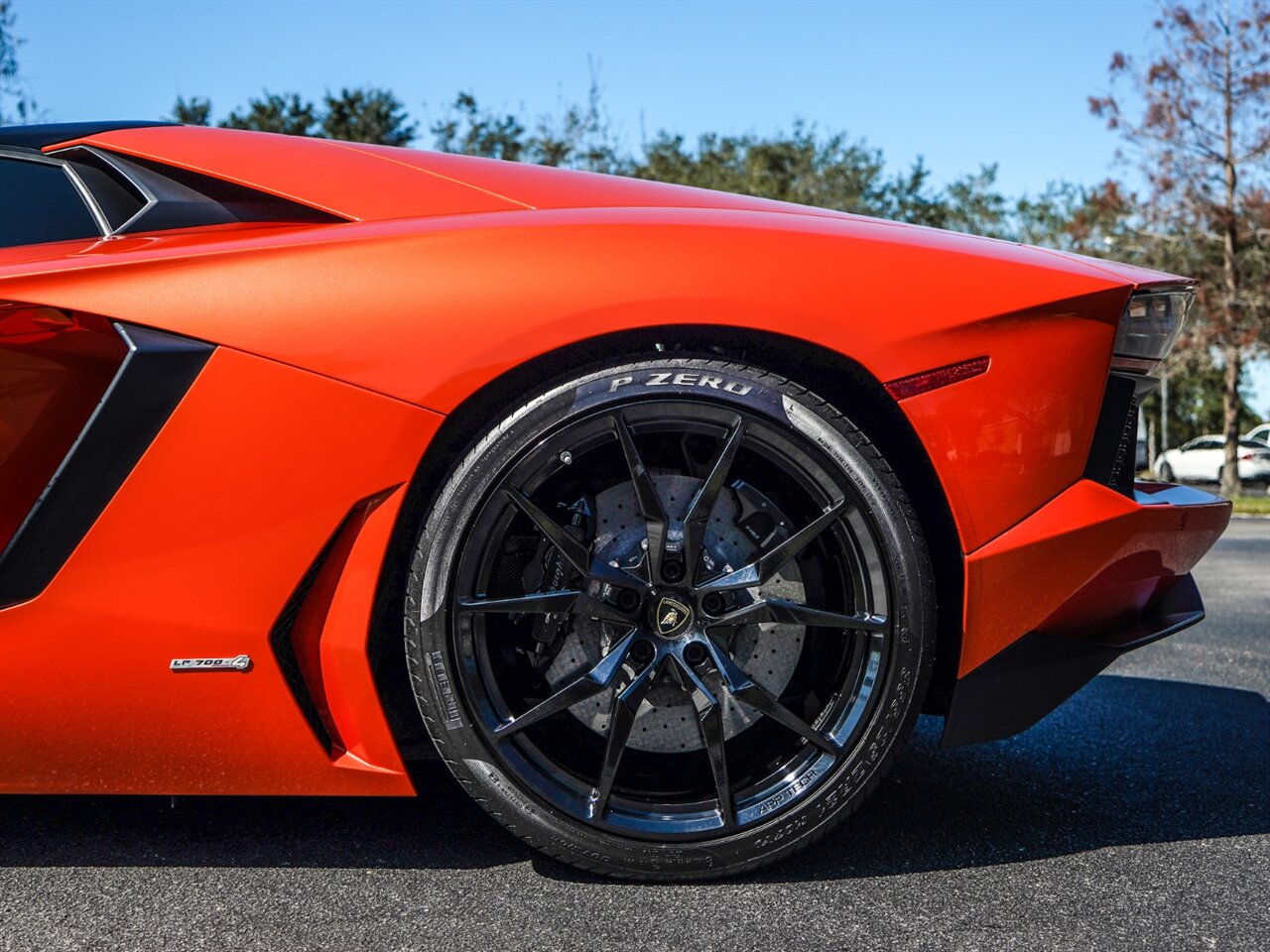 2014 Lamborghini Aventador LP 700-4  Roadster - Photo 31 - Bonita Springs, FL 34134