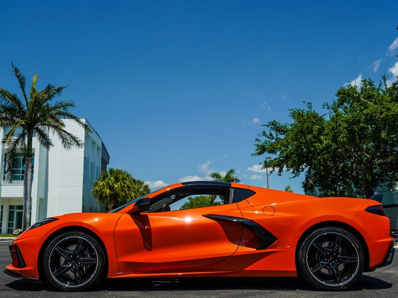 2020 Chevrolet Corvette Stingray   - Photo 10 - Bonita Springs, FL 34134