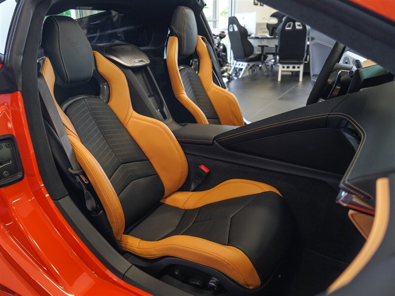 2020 Chevrolet Corvette Stingray   - Photo 19 - Bonita Springs, FL 34134