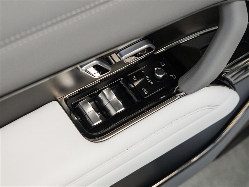 2024 Land Rover Range Rover P615 SV - Photo 24 - Bonita Springs, FL 34134