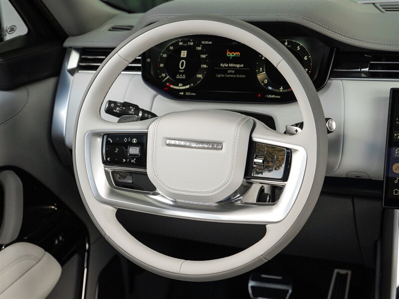 2024 Land Rover Range Rover P615 SV - Photo 31 - Bonita Springs, FL 34134