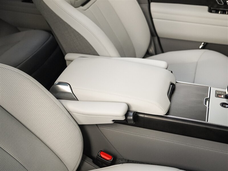 2024 Land Rover Range Rover P615 SV - Photo 38 - Bonita Springs, FL 34134