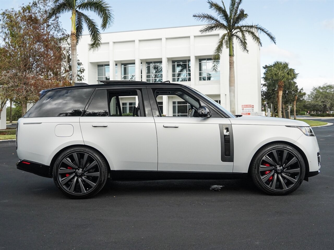 2024 Land Rover Range Rover P615 SV   - Photo 66 - Bonita Springs, FL 34134