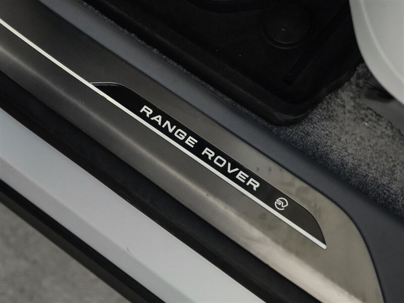2024 Land Rover Range Rover P615 SV - Photo 27 - Bonita Springs, FL 34134