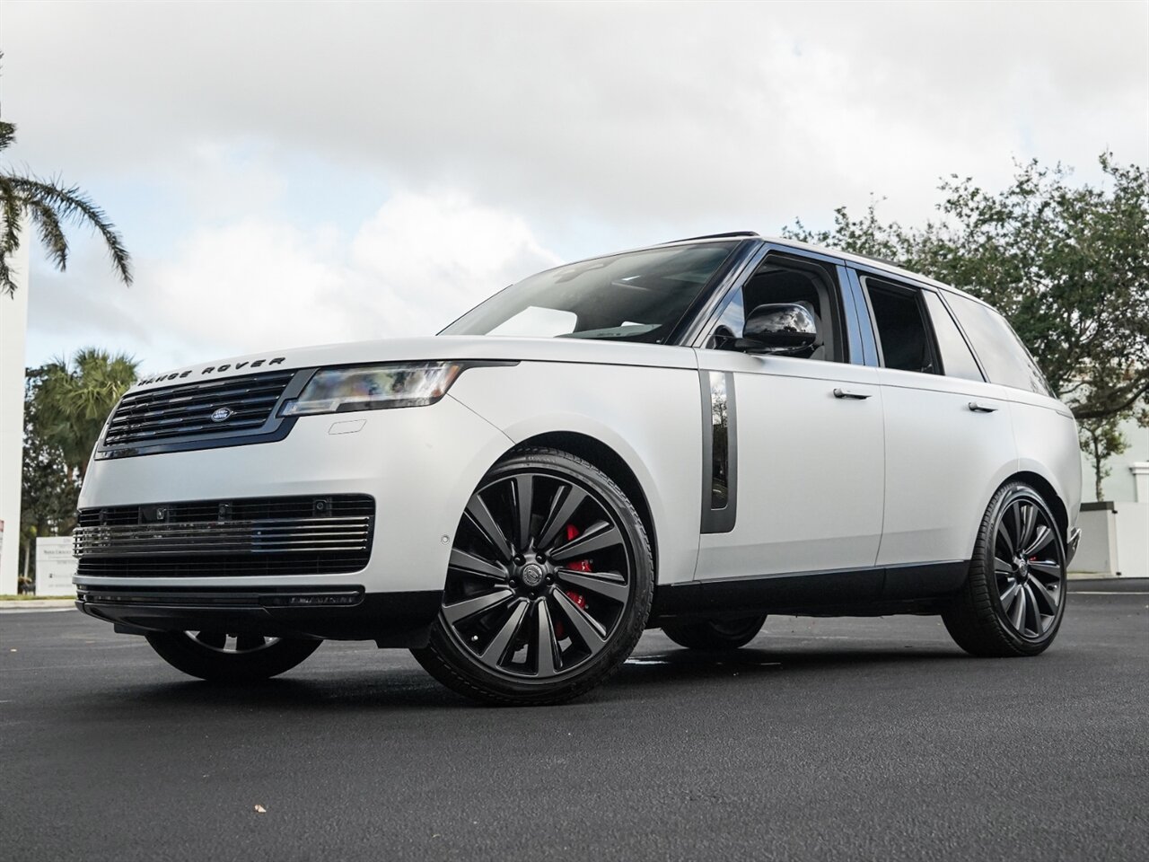 2024 Land Rover Range Rover P615 SV   - Photo 12 - Bonita Springs, FL 34134