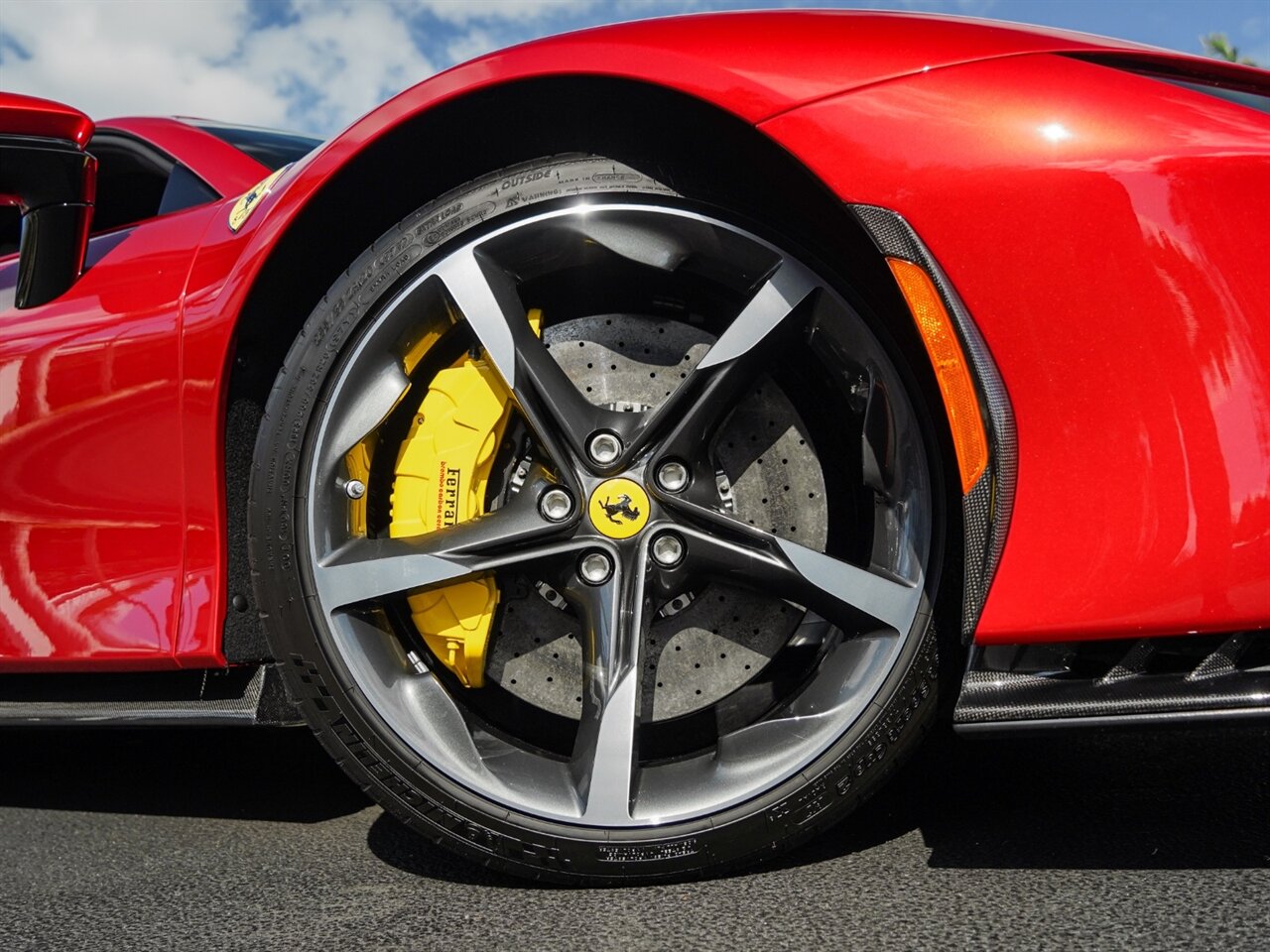 2023 Ferrari SF90 Stradale   - Photo 65 - Bonita Springs, FL 34134