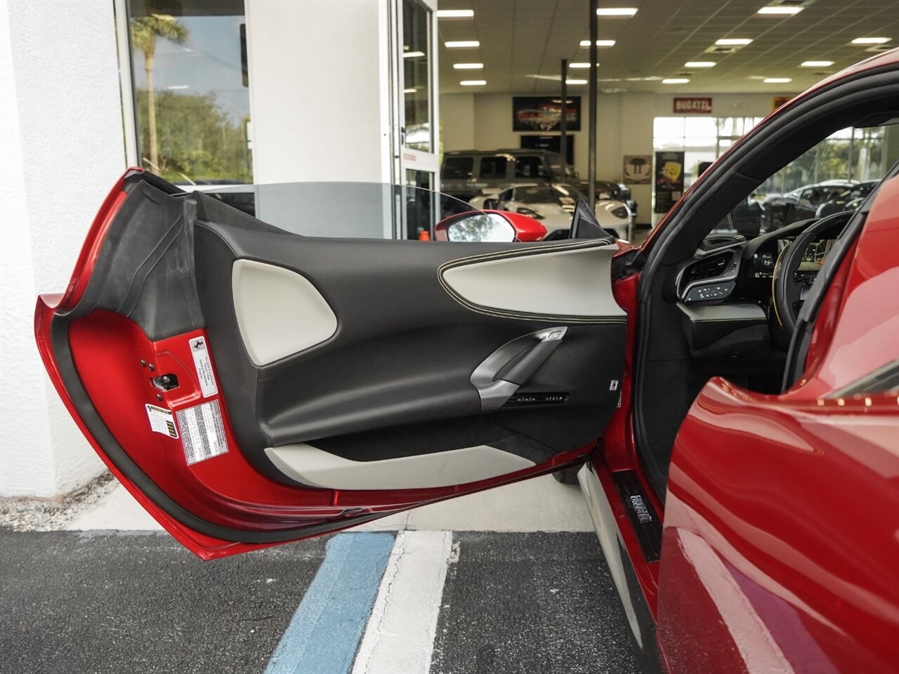 2023 Ferrari SF90 Stradale   - Photo 23 - Bonita Springs, FL 34134