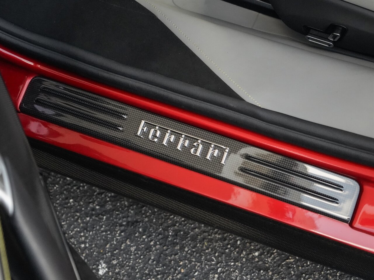 2023 Ferrari SF90 Stradale   - Photo 26 - Bonita Springs, FL 34134