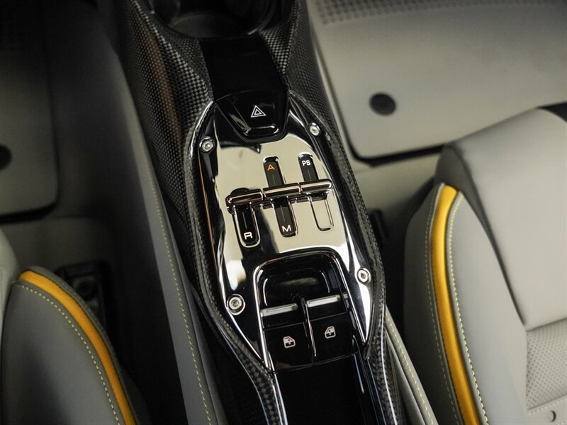 2023 Ferrari SF90 Stradale   - Photo 20 - Bonita Springs, FL 34134